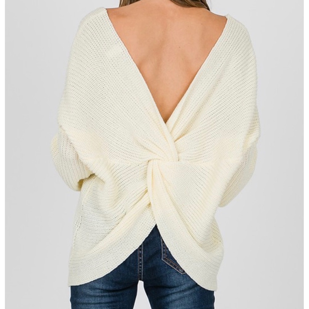 ⚡️LAST ONE⚡️Alyssa- oversized ivory twist sweater - Picture 3 of 9